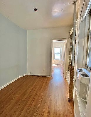 5th image of 540 W 47th St APT 7