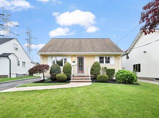 147 Brookwood Rd, Clifton, NJ 07012