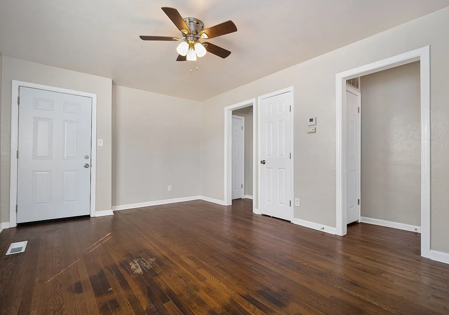 4614 N Classen Blvd — Photo 4