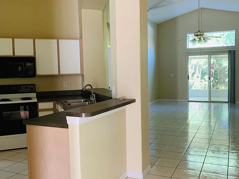 4155 Forest Island Dr — Photo 7