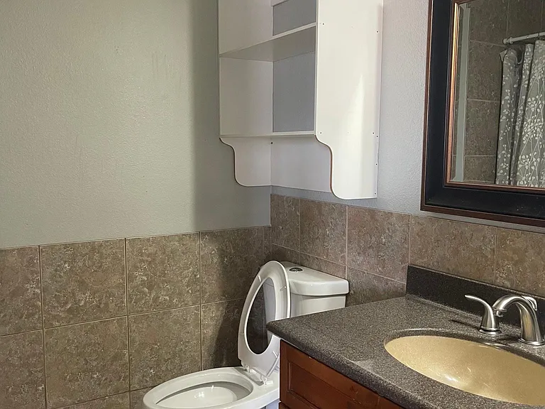 Upstair bathroom