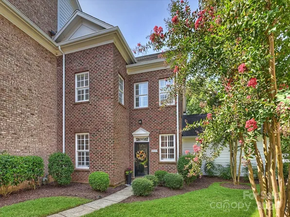 8320 Indigo Row, Charlotte, NC 28277