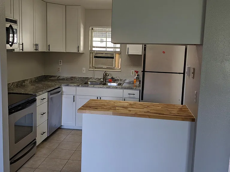 720 City Park Ave #B233 — Photo 2