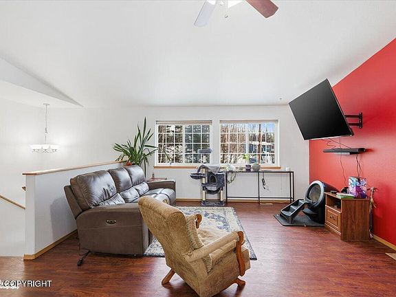 5th image of 2790 E Wanamingo Dr