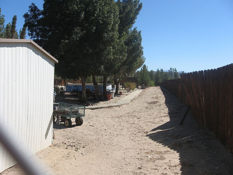 2nd image of 15114 Lanfair Ave