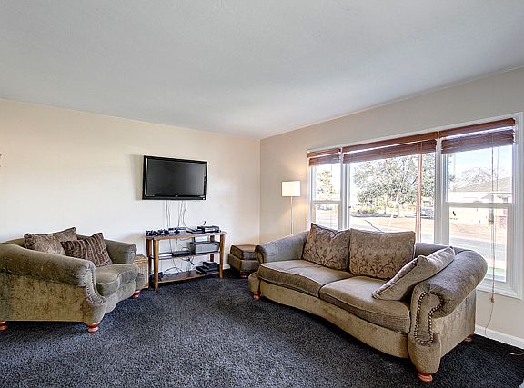 2nd image of 6909 Hoffman Ave