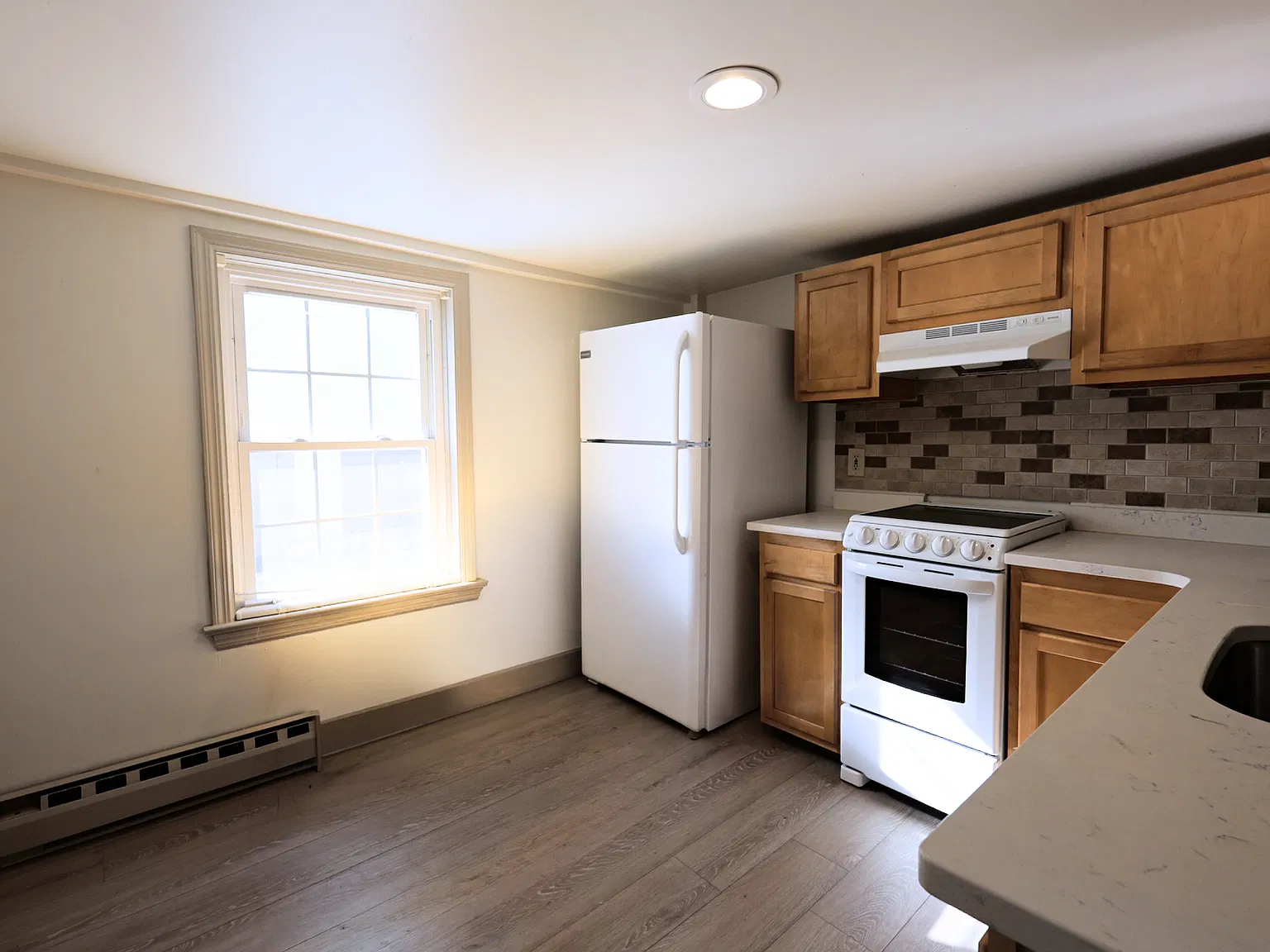 1 bed, 796 sqft, $2,700 — Photo 3