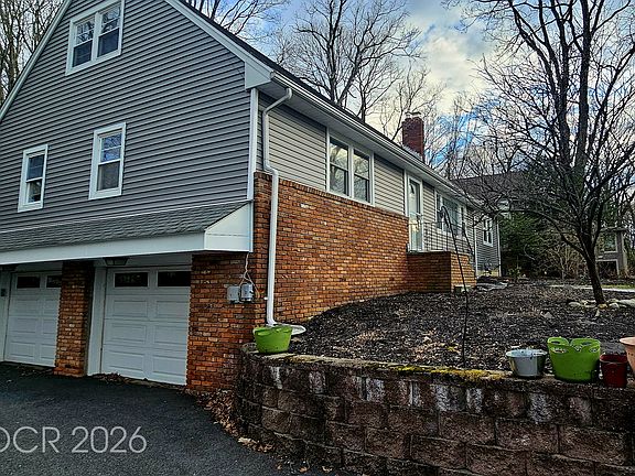 2nd image of 49 Fayson Lakes Rd