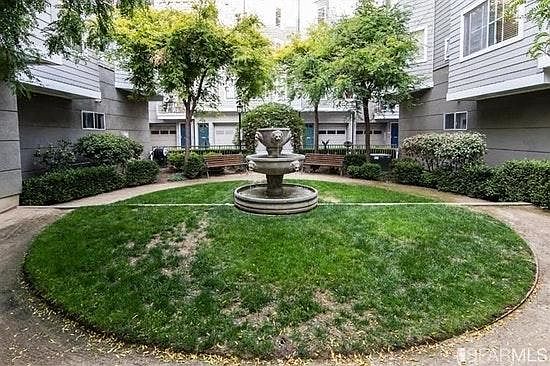 1st image of 26 Jennifer Pl