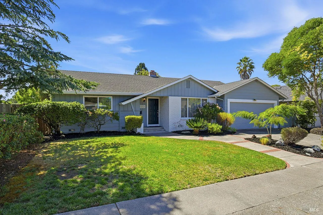 1835 Tisserand Drive - Photo 7