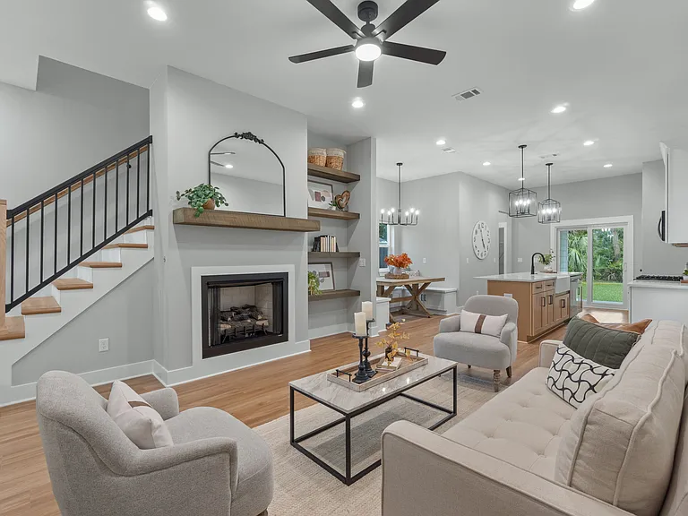 706 N F St #B — Photo 7