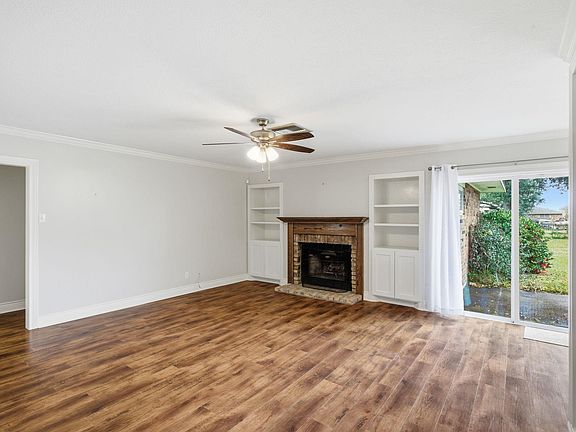 4th image of 1013 Royal St