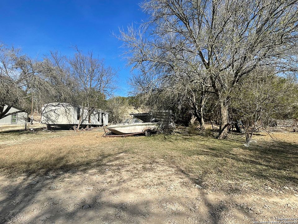 1st image of 147 ALAMO DR