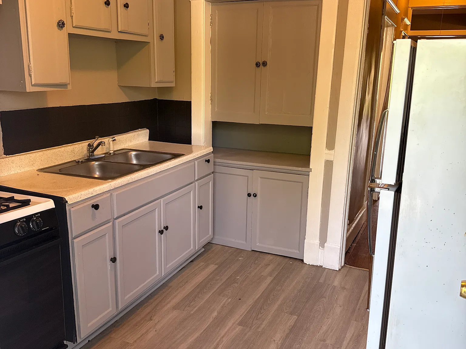 2 bed, 850 sqft, $795 — Photo 3