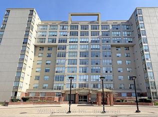 1110 Walden Cir #504, Mississauga, ON L5J 4R3
