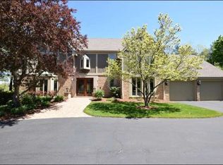 14050 Providence Ln, Brookfield, WI 53005