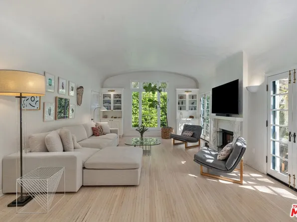 7600 Willoughby Ave, Los Angeles, CA 90046