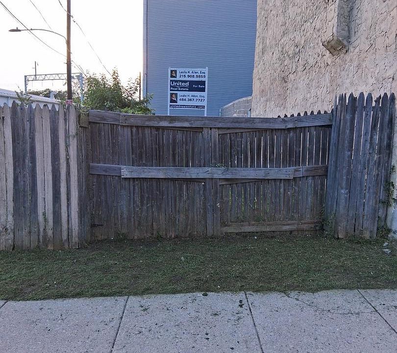 1st image of 2244 N 10th St