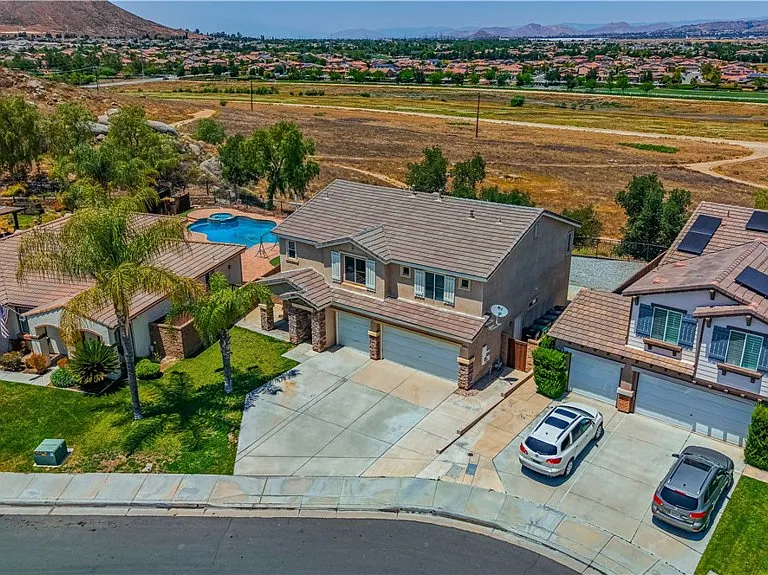 29712 Mesa Verde Cir — Photo 2