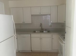 3737 Stokes Dr, Sarasota, FL 34232