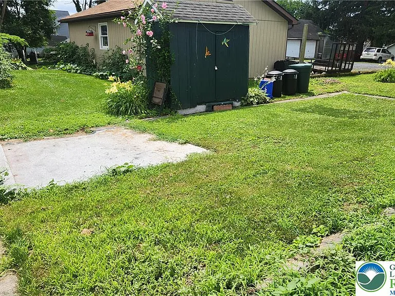 28 E Walnut St — Photo 15