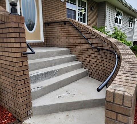 3rd image of 128 Bennett Drive