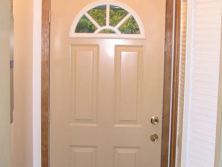 11695 SW Greenburg Rd #1 — Photo 39