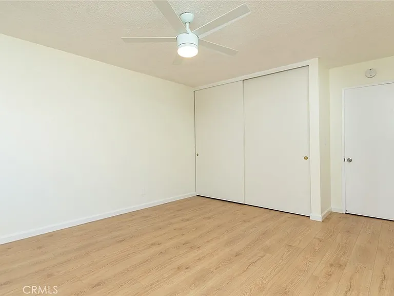 241 N Kenwood St #2 — Photo 11
