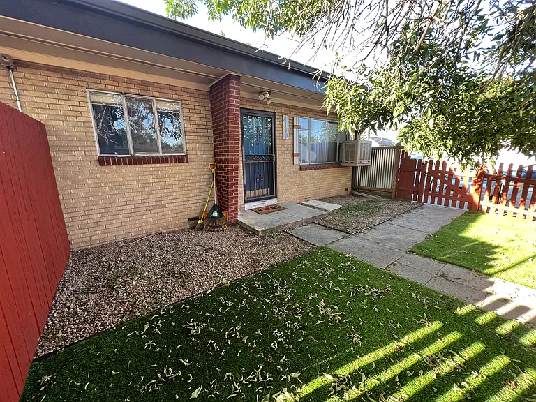 4330 N Clay St — Photo 1