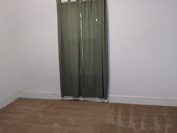 5th image of 1536 Charlotte Dr