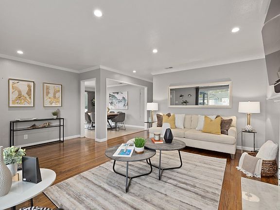 4th image of 3951 Pacific Heights Blvd