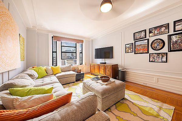1st image of 230 W 79th St #91S