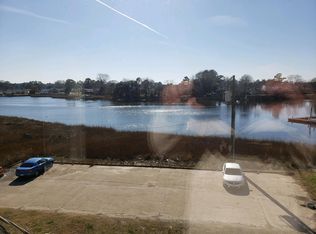 9511 4th Bay St APT 7, Norfolk, VA 23518