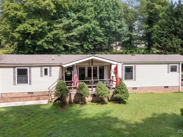 10 Bishop Ln, Pisgah Forest, NC 28768