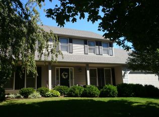 2492 Whitehall Ct, Aurora, IL 60504