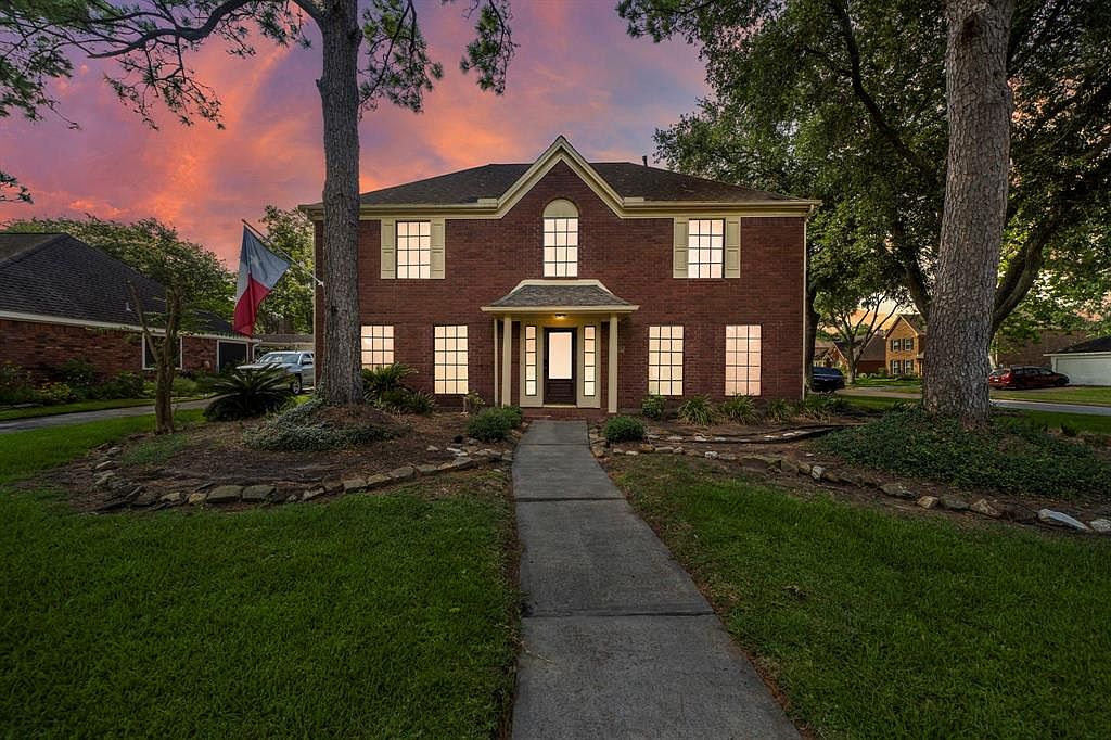 4301 Pebble Beach Dr