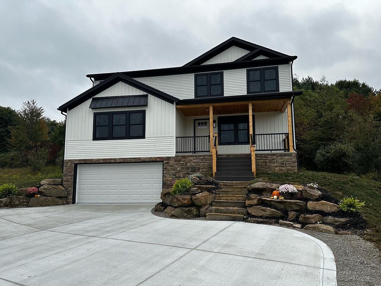 2874 Apple Valley Dr, Howard, OH 43028 Zillow