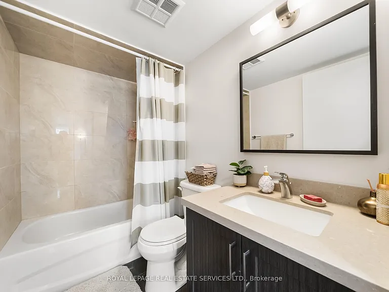 5785 Yonge St #601 — Photo 18