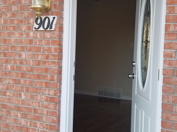 2nd image of 901 Blue Lace Dr