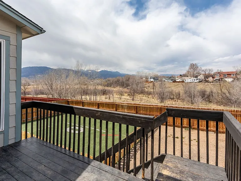 1130 Pond Side Dr — Photo 39