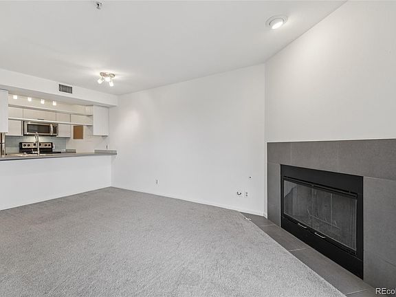 3rd image of 2727 Folsom Street #303