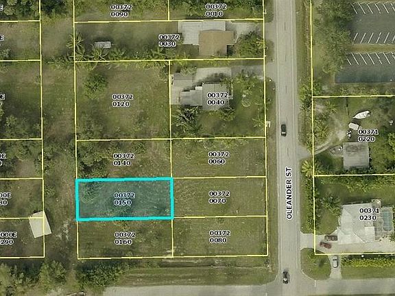 3rd image of 2731 Oleander St