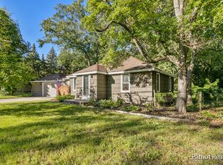 216 Aniline Ave N, Holland, MI 49424