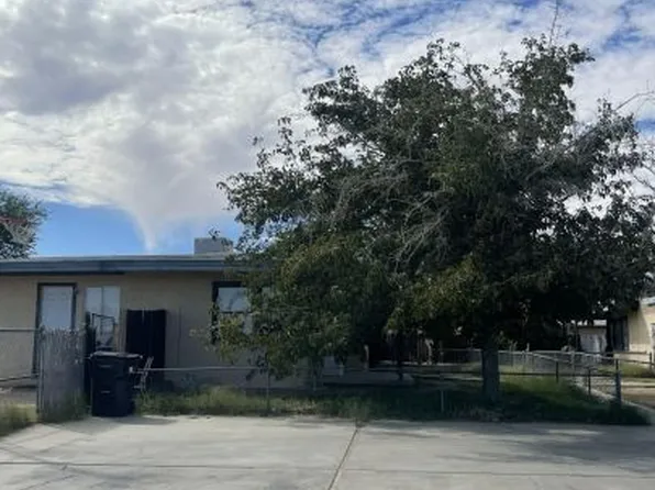 429 S Richmond Rd, Ridgecrest, CA 93555