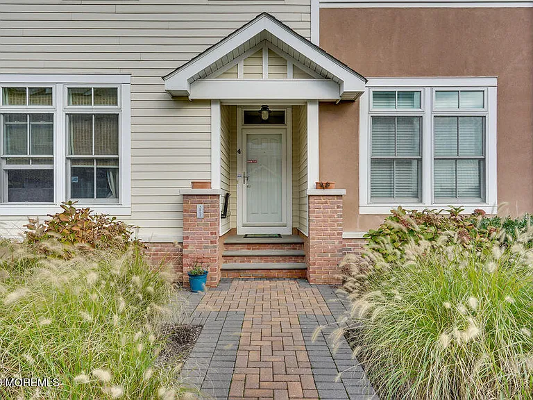 4 Grove Ct — Photo 35