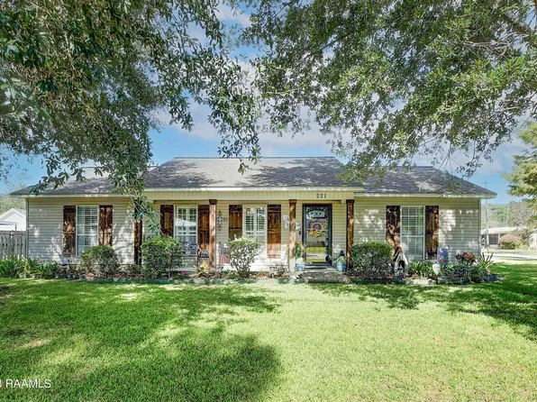 221 San Jose St, New Iberia, LA 70563