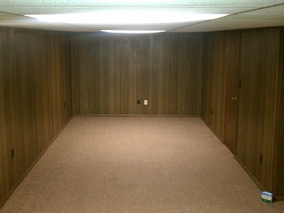 Theater/Romper Room