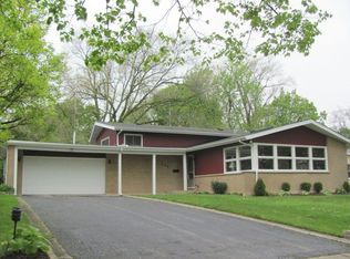 708 S Bennett Ave, Palatine, IL