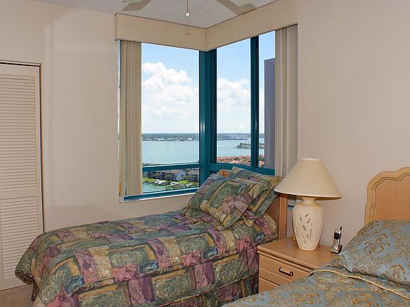 4th image of 1520 Gulf Blvd APT 1806