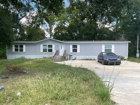 136 Leon Evans St, Trinity, TX 75862